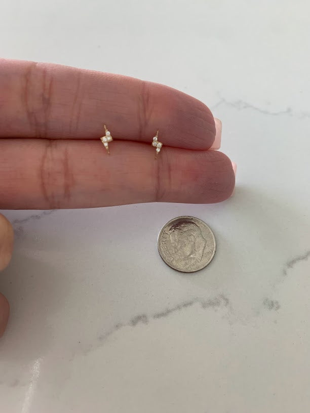 Tiny 14K Gold Lightning Bolt Stud Earrings | Minimalist Earrings | Everyday Earrings | Dainty