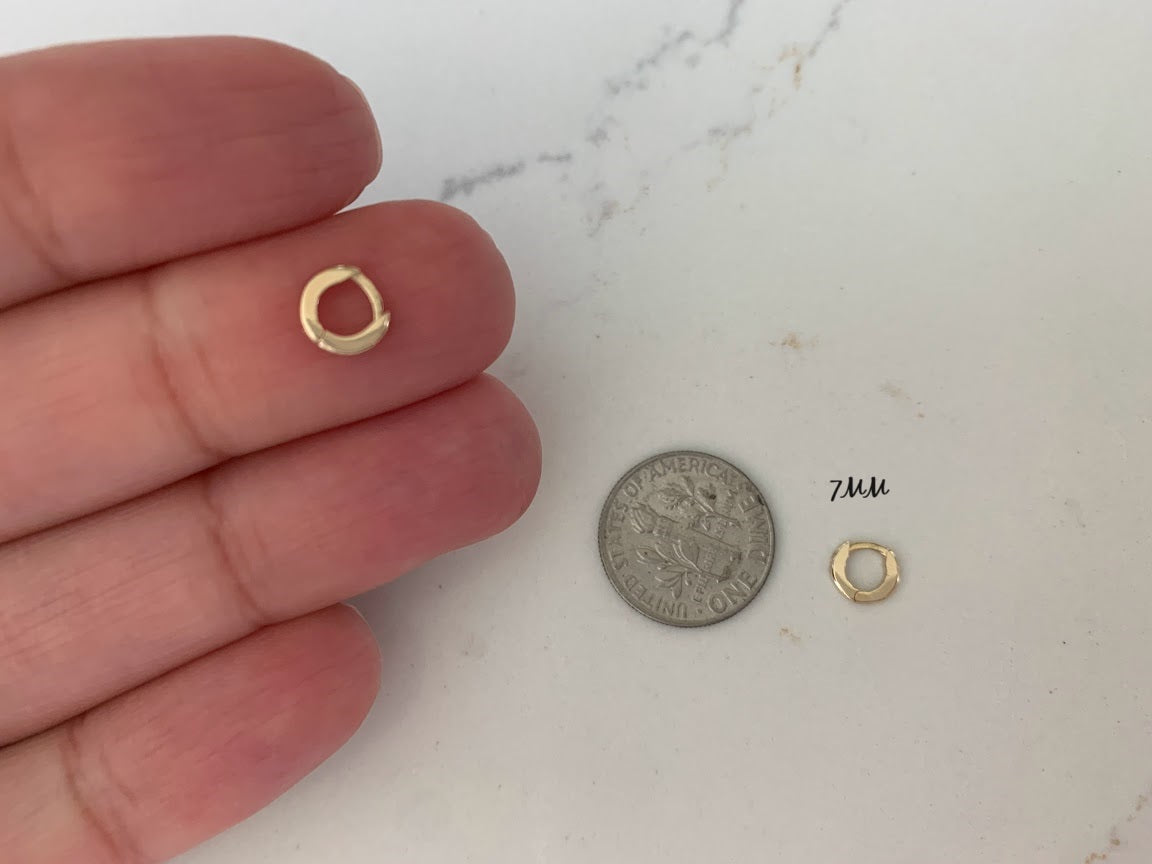 14K Solid Gold Small Huggies, Dainty Hoops, Everyday Earrings, Dainty Earrings, Yellow Solid Gold Earrings, 7MM 8MM 9MM Huggies