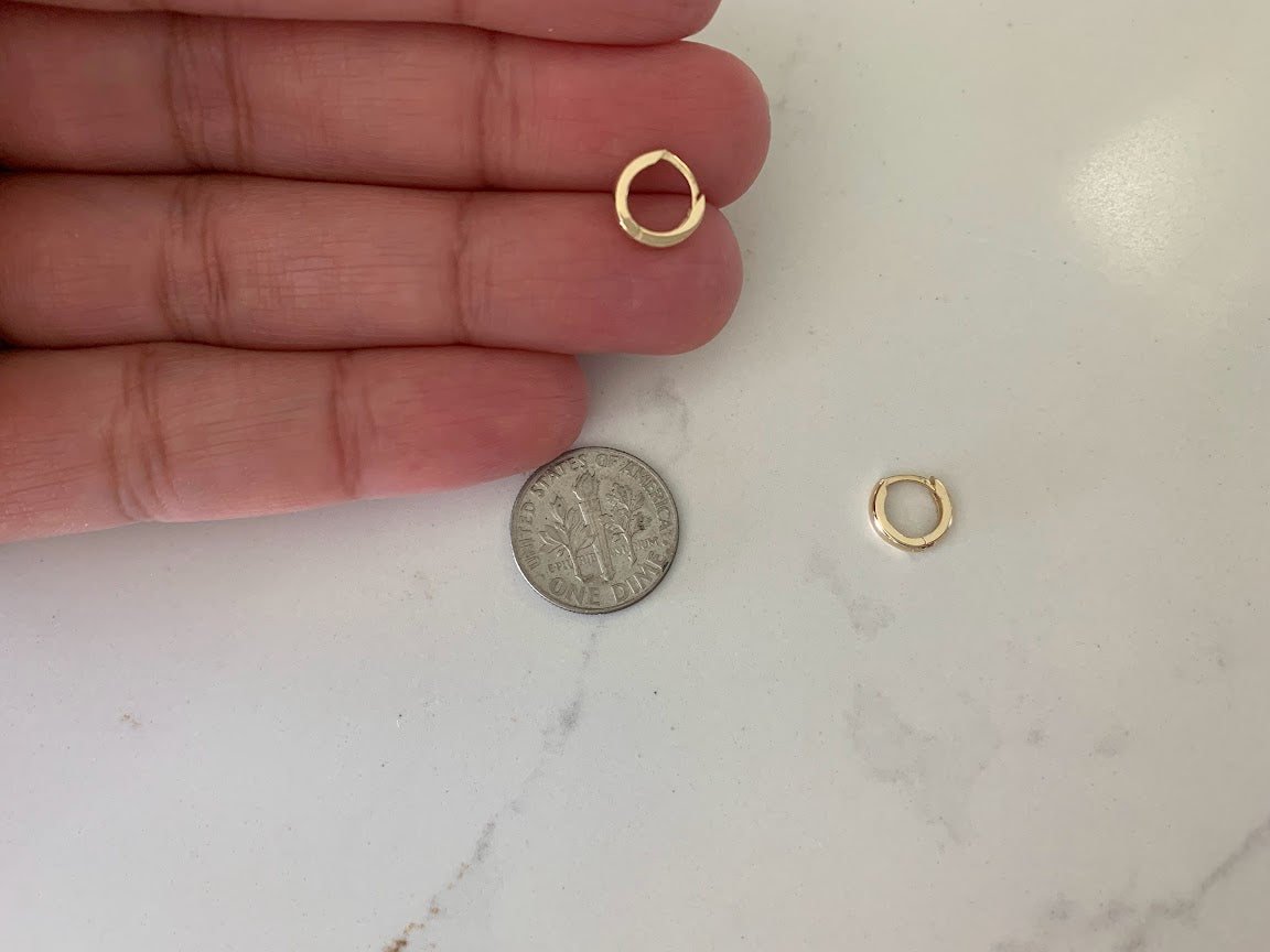 14K Solid Gold Small Huggies, Dainty Hoops, Everyday Earrings, Dainty Earrings, Yellow Solid Gold Earrings, 7MM 8MM 9MM Huggies