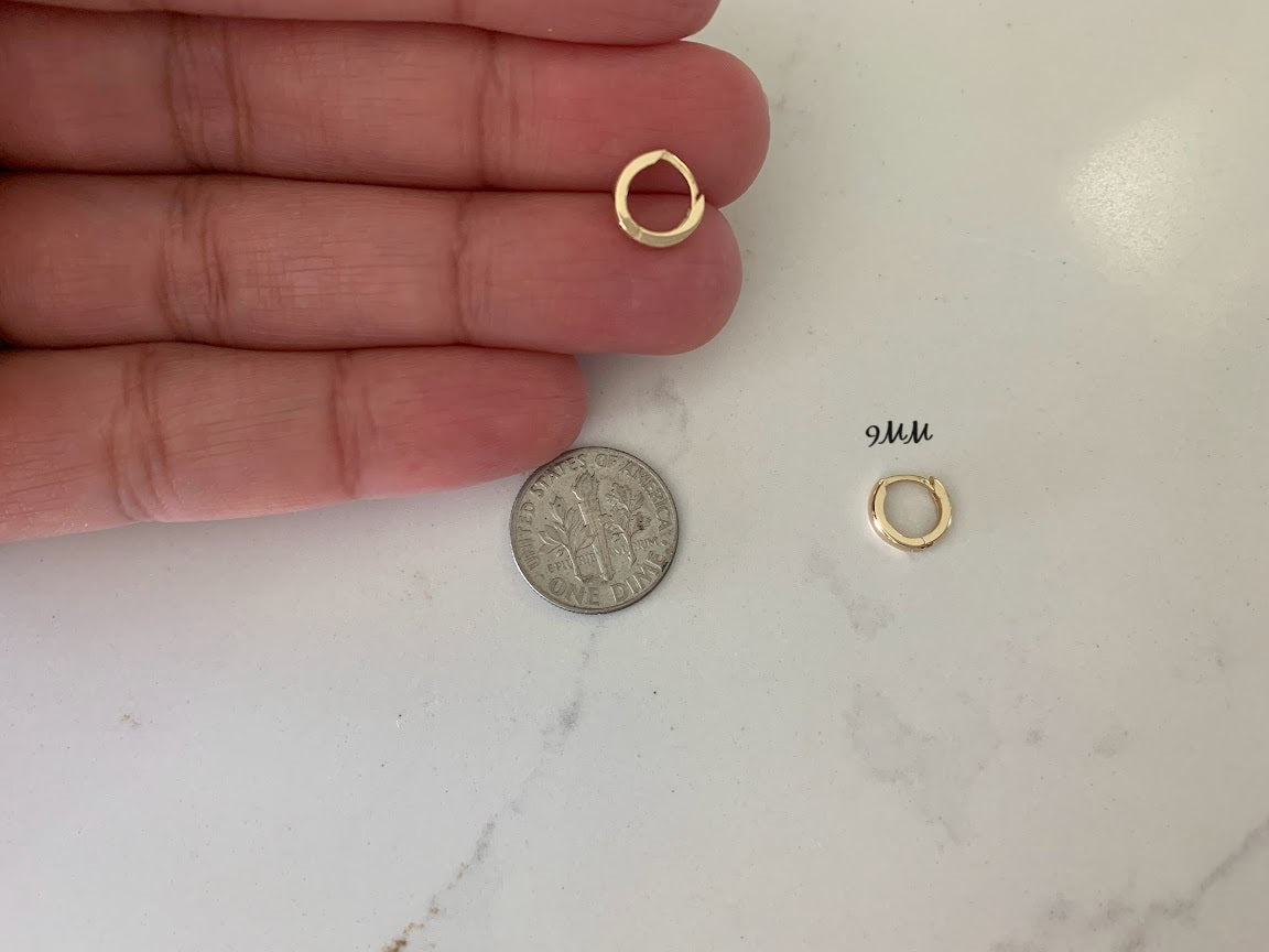 14K Solid Gold Small Huggies, Dainty Hoops, Everyday Earrings, Dainty Earrings, Yellow Solid Gold Earrings, 7MM 8MM 9MM Huggies