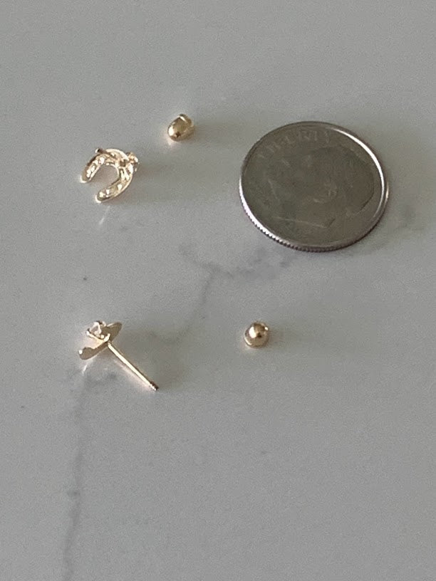 Tiny Horse Shoe Stud Earrings in 14K Gold | Horse Shoe Minimalist Earrings |Tiny Screw Stud Earrings |  Horseshoe Good Luck Charms Earrings | Dainty Earrings | Women Earrings | Kid Earrings