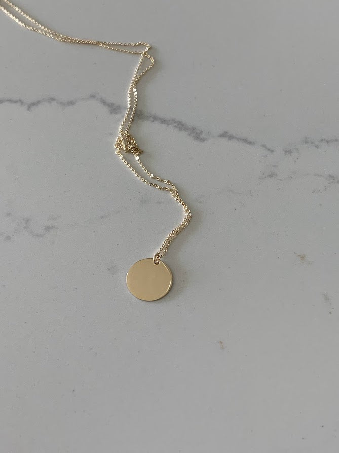 14K Gold Dainty Disc Pendant Necklace - Engravable