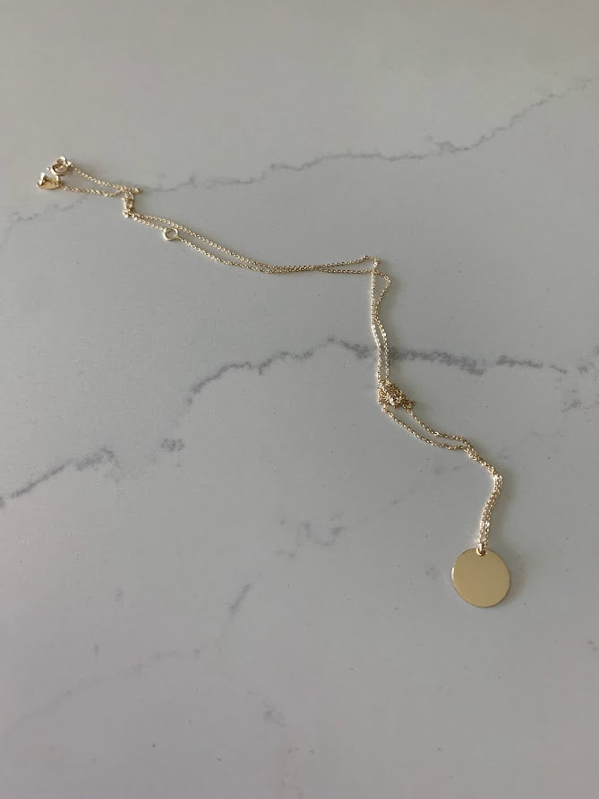 14K Gold Dainty Disc Pendant Necklace - Engravable