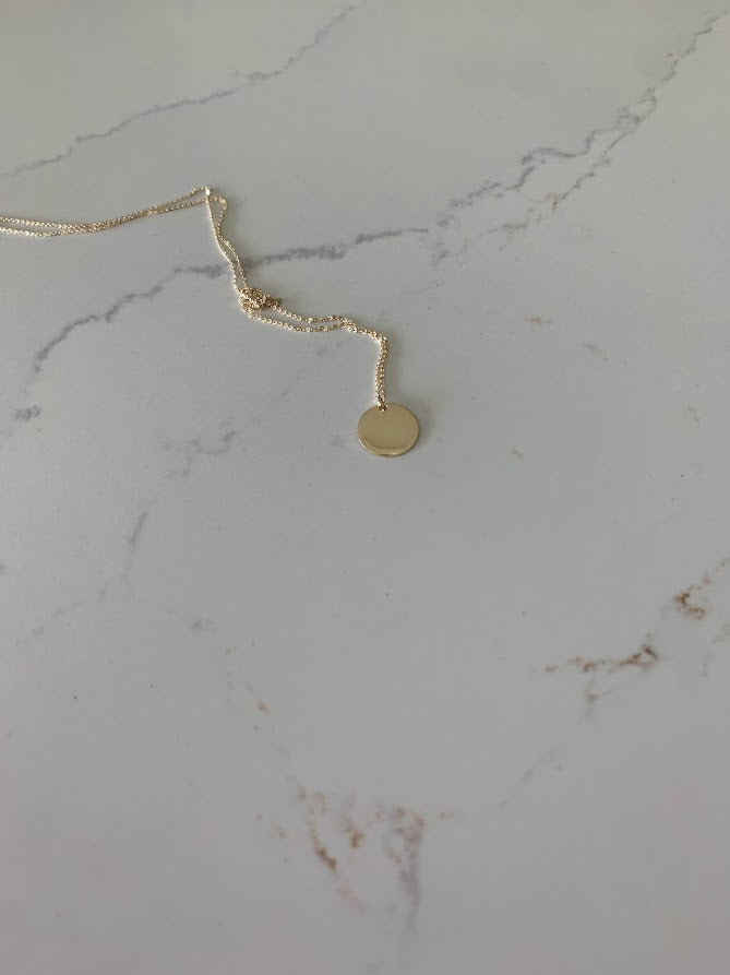 14K Gold Dainty Disc Pendant Necklace - Engravable