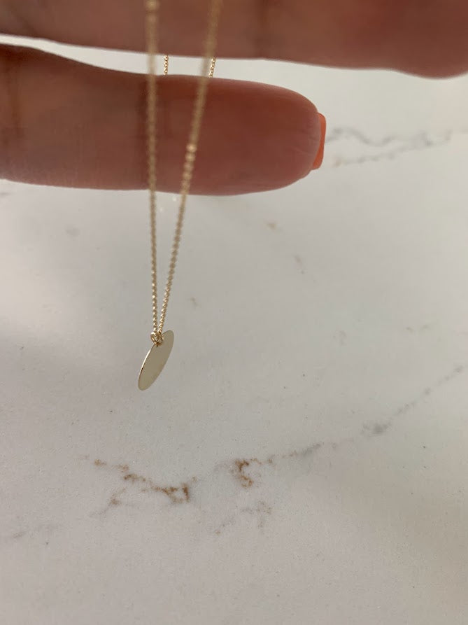 14K Gold Dainty Disc Pendant Necklace - Engravable