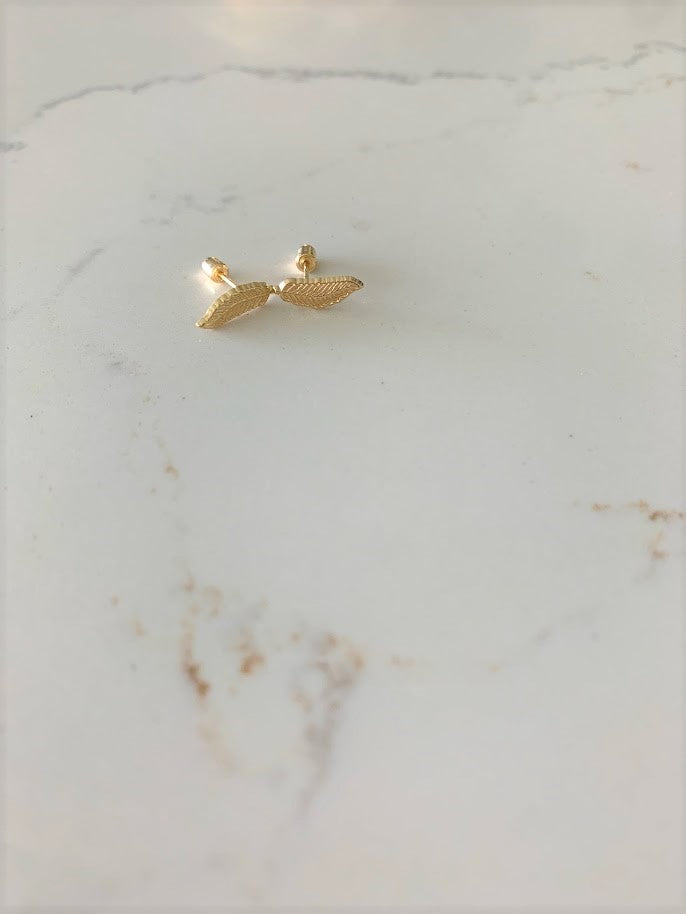 14K Gold Leaf Earrings, Dainty Leaf Earrings, Leaf Earrings, Leaf Stud Earrings, Women Earrings, Solid Gold Leaf Studs, Yellow Gold Earrings
