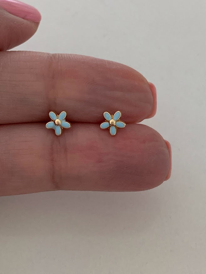 14k Gold Daisy Studs, Enamel Daisy Flower Stud Earrings in 14K Gold, Daisy Flower Earrings, Tiny Flower Earrings, Light Blue Flower Earrings