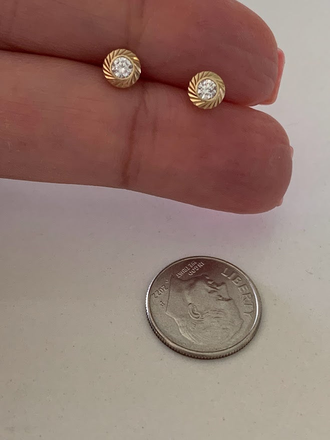 5MM 14K Gold DC Bezel Stud Earrings | Diamond Cut Bezel Set Earrings Studs | Screw Back Studs | Circle Studs | Bezel Studs