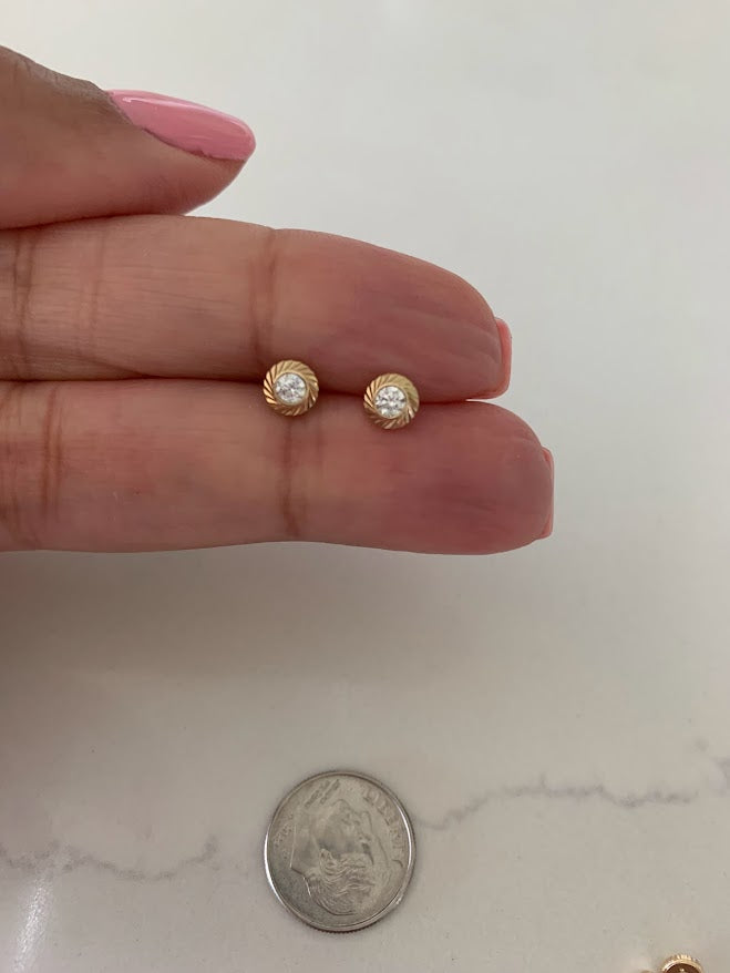 5MM 14K Gold DC Bezel Stud Earrings | Diamond Cut Bezel Set Earrings Studs | Screw Back Studs | Circle Studs | Bezel Studs