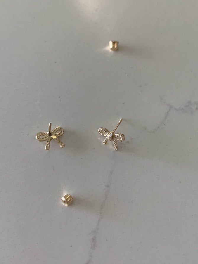 14K Solid Gold Lasso Bow Earrings, Screw backs, Solid Gold, Gold Bow Earrings, Dainty Ribbon Bow Stud Earrings