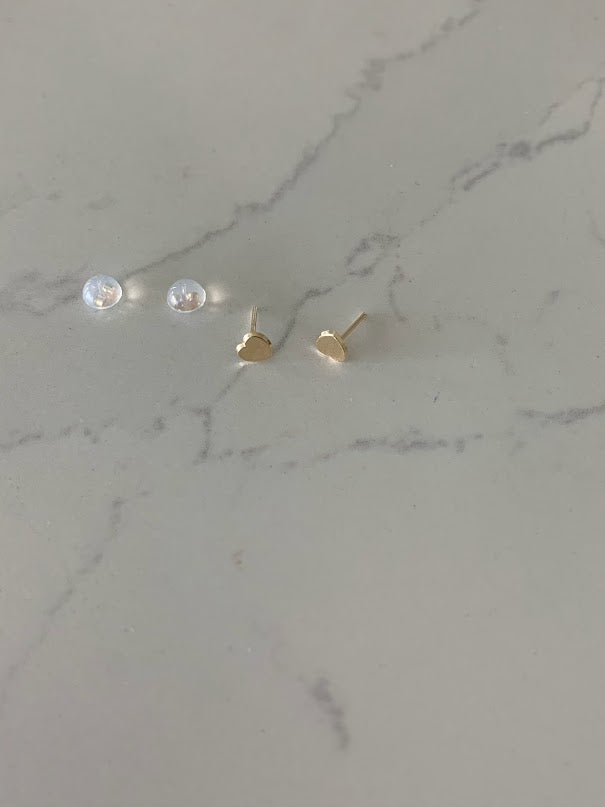 14K Solid Gold Plain Heart Studs • 14K Solid Gold Classy Heart Cut Pushback Studs • Gold Heart Earrings • Dainty Studs • Free Shipping