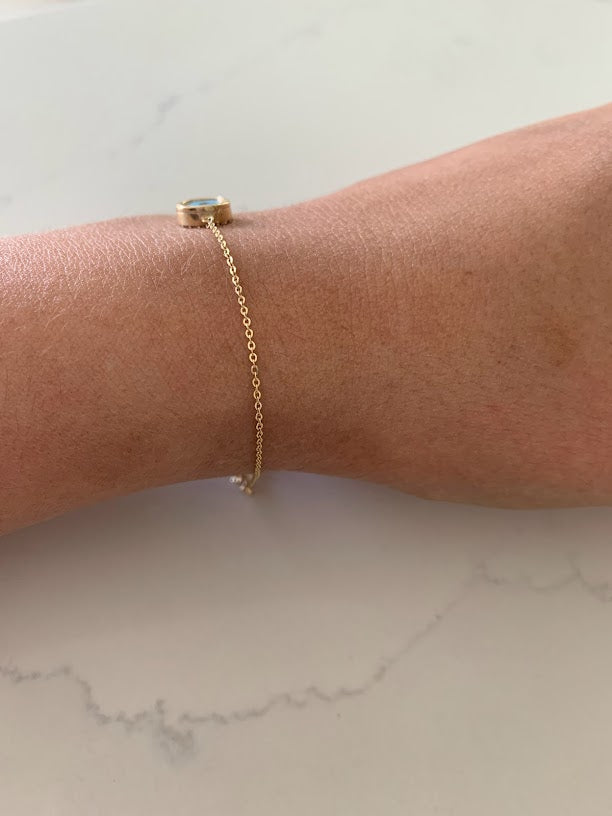 14K Gold Evil Eye Bracelet , Mother of Pearl Evil Eye, 9mm Round Eye, 7" + 1" in Length, Spring Clasp, Dainty Chain Bracelet