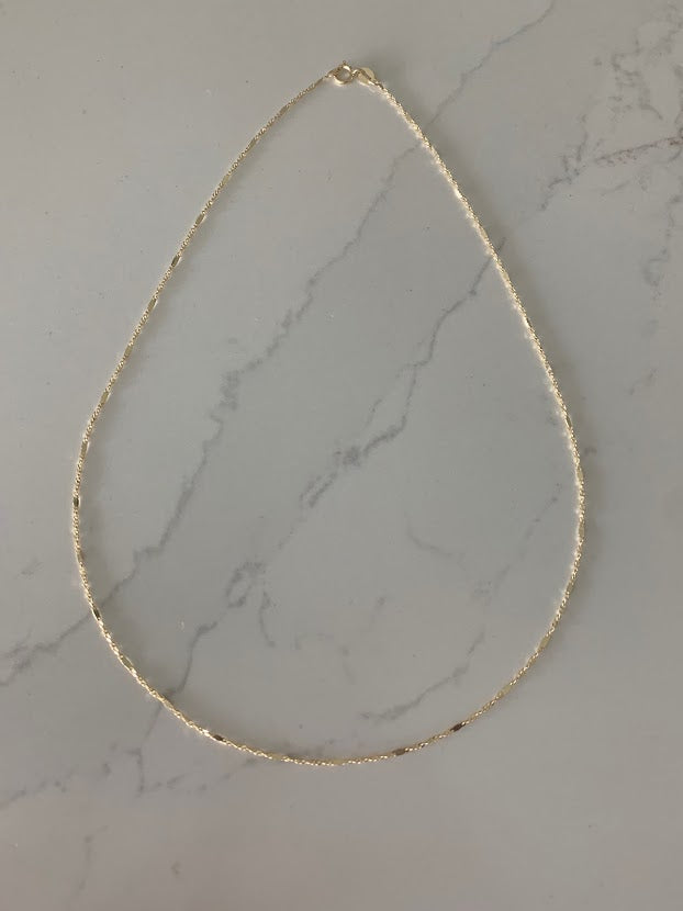 14K Yellow Gold 1.3 MM Singapore with Bar Chain
