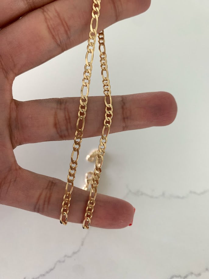 Curvy 3MM Gold-Filled Flat Figaro Chain Choker