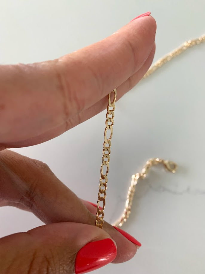 Curvy 3MM Gold-Filled Flat Figaro Chain Choker