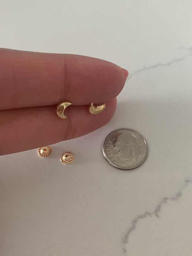 14K Gold 6MM Moon Earrings, Moon Earrings, Gold Studs, Celestial Earrings, 14K Gold Earrings