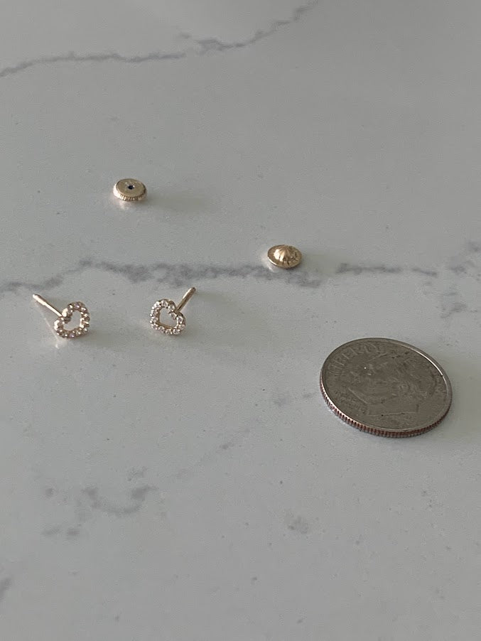 Heart Stud Earrings in 14K Gold