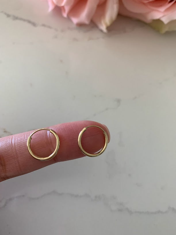 14K Solid Gold 1.5MM Hoops