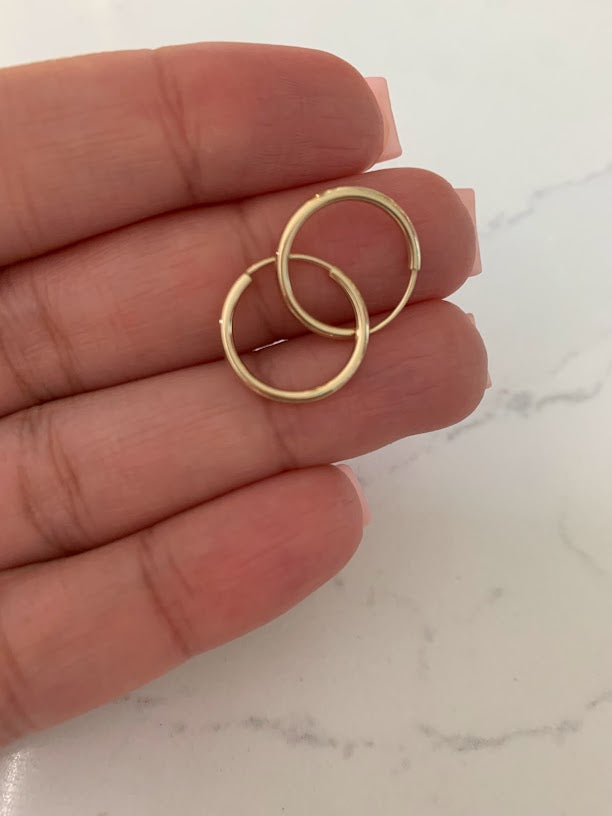 Thin Hoops in 14K Gold, Real Gold, Gold Hoops, 14K Gold Earrings, Gold Thin Hoops
