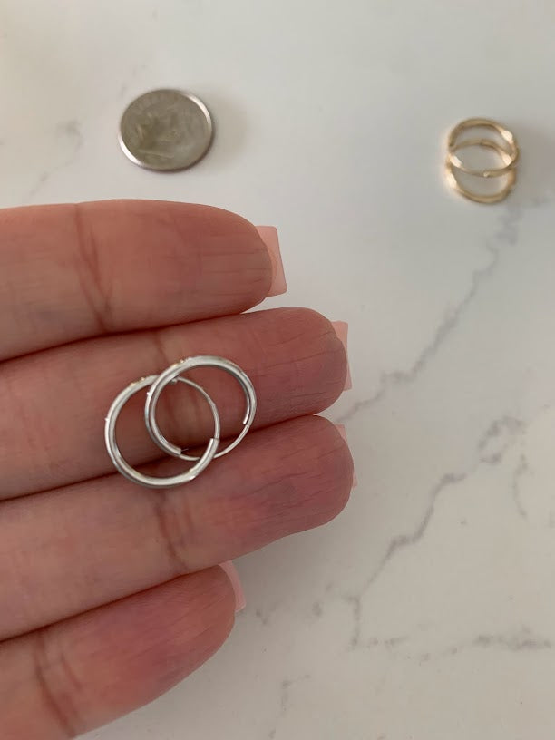 Thin Hoops in 14K Gold, Real Gold, Gold Hoops, 14K Gold Earrings, Gold Thin Hoops