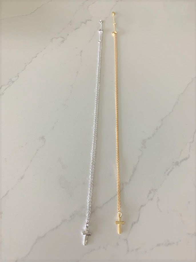 Dainty Cross in Sterling Silver