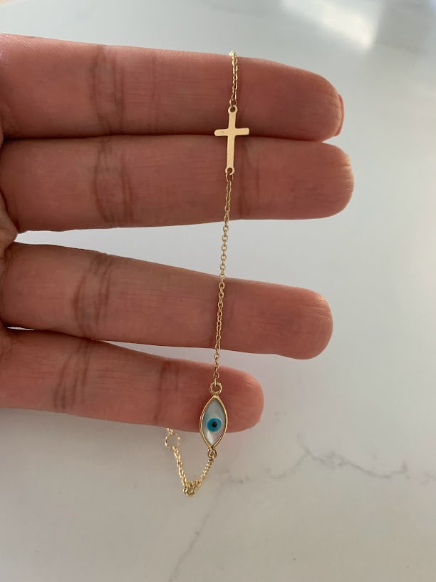 14K Gold Evil Eye Bracelet , Mother of Pearl Evil Eye, 6mm Eye Diameter, 7" Length, Spring Clasp, Dainty Chain Bracelet