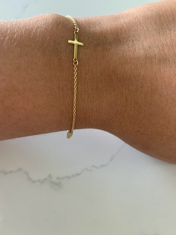 14K Gold Evil Eye Bracelet , Mother of Pearl Evil Eye, 6mm Eye Diameter, 7" Length, Spring Clasp, Dainty Chain Bracelet