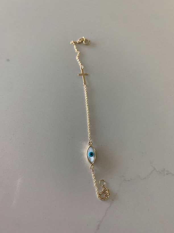 14K Gold Evil Eye Bracelet , Mother of Pearl Evil Eye, 6mm Eye Diameter, 7" Length, Spring Clasp, Dainty Chain Bracelet