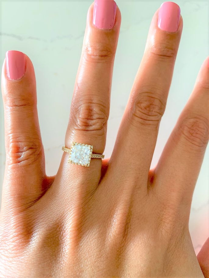 14K Yellow Gold Engagement Ring
