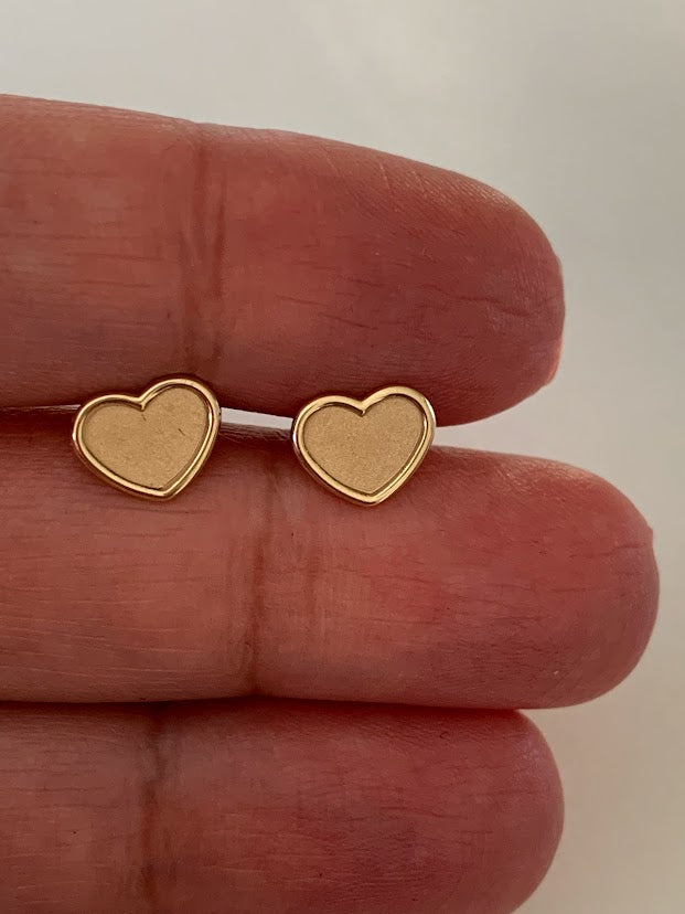 14K Solid Gold Opaque Heart Studs | 14K Solid Gold Classy Heart Cut Skewbacks Studs