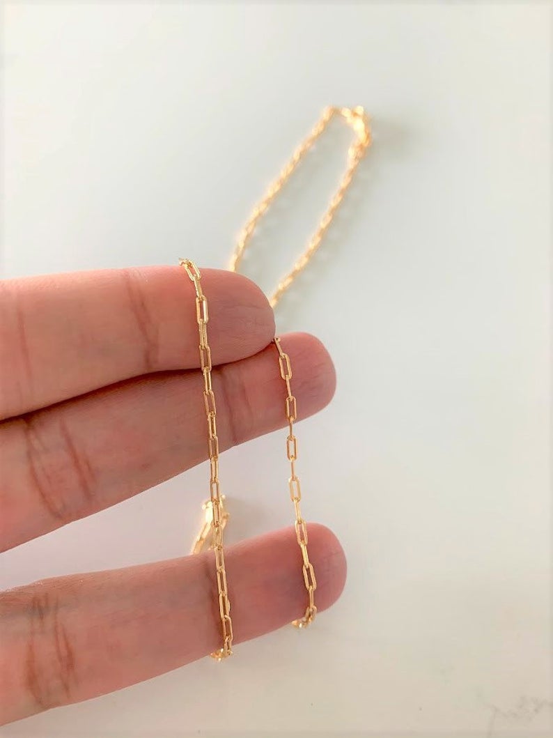 Disc Initial & Tiny Paper Clip Necklace