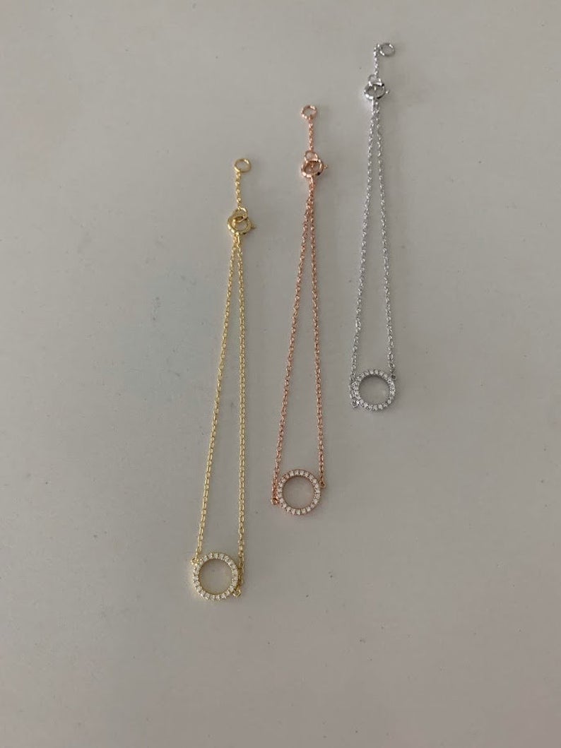 Hollow Circle Bracelet in Sterling Silver