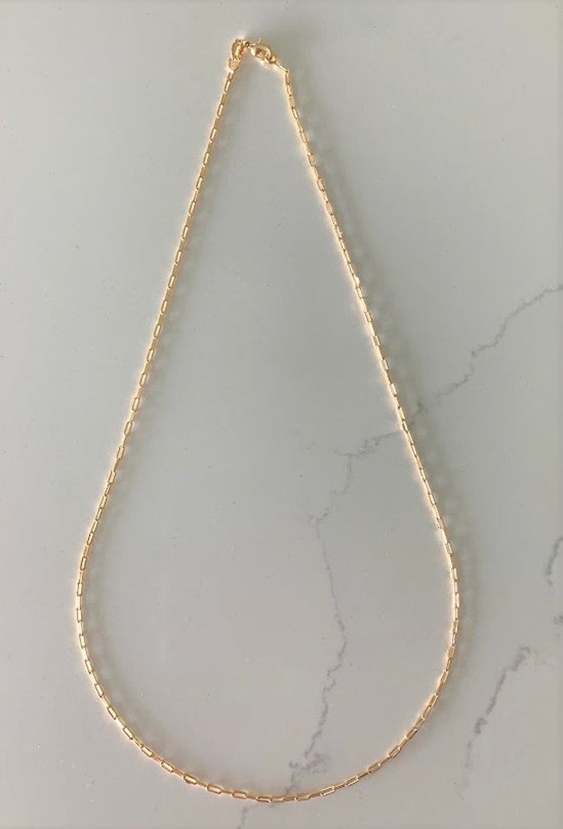 Gold Tiny Paperclip Necklace