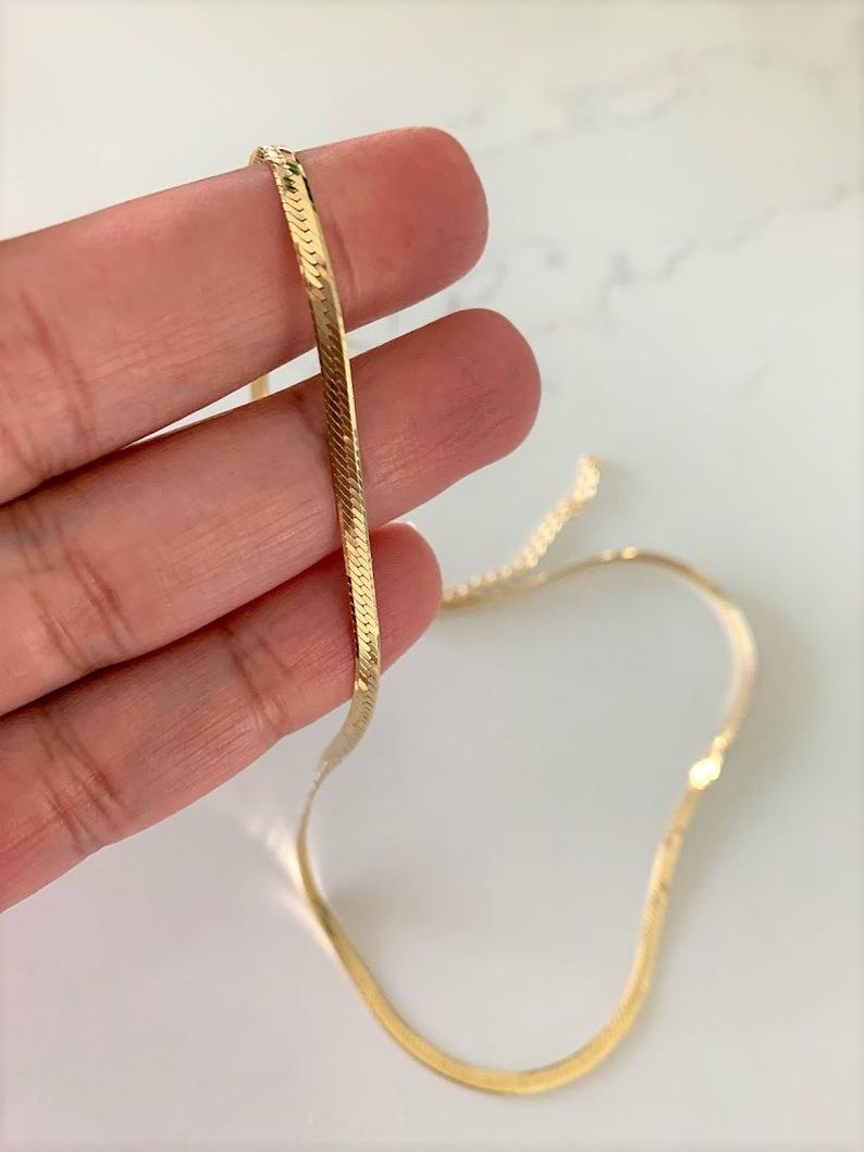 Thin Gold and Glossy Herringbone Necklace in Gold Vermeil