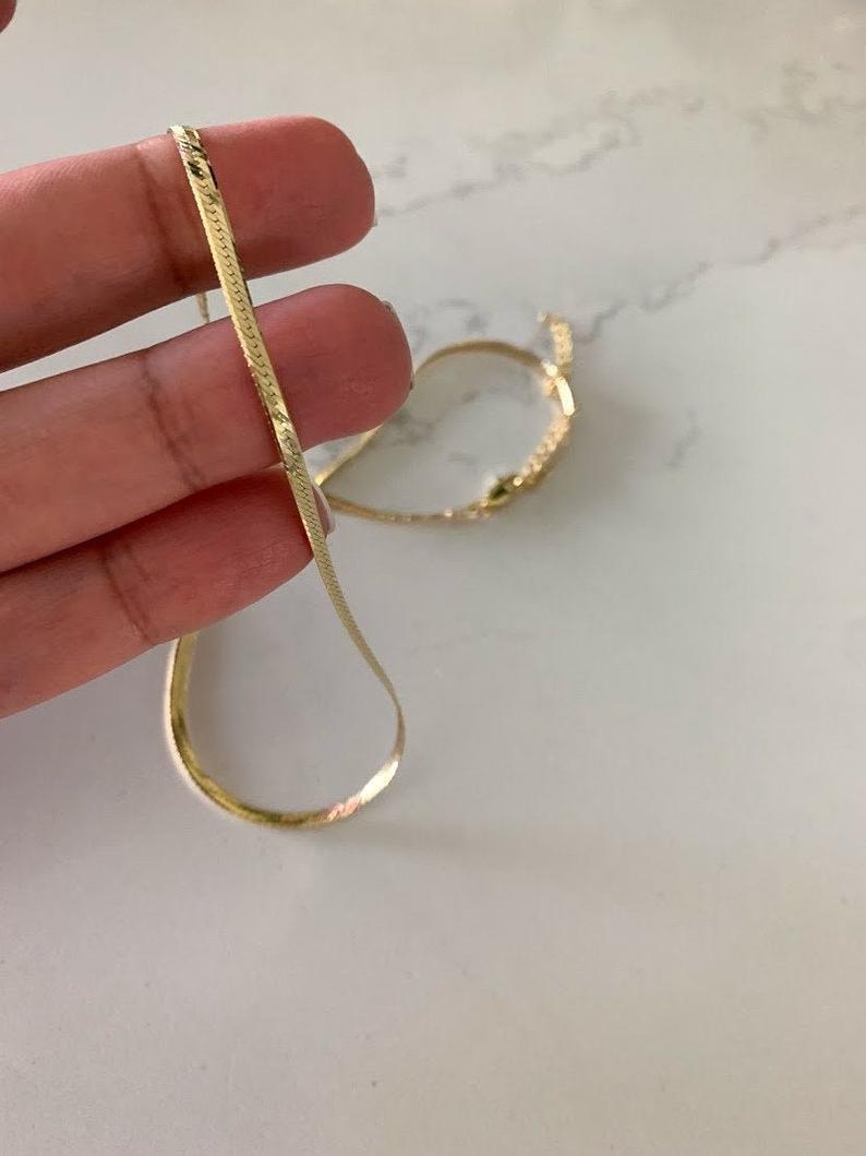 Thin Gold and Glossy Herringbone Necklace in Gold Vermeil