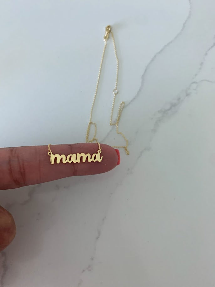 Personalized Mom necklace in 14K Gold | Handcrafted Necklace for mom | Mama Necklace