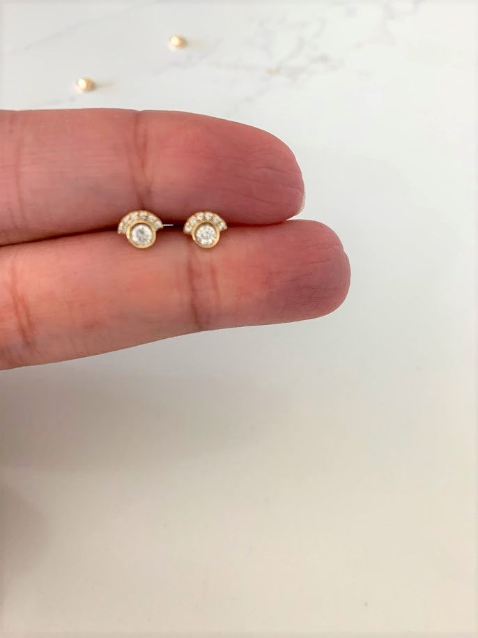 Cubic Zirconia Flower Earrings in 14K Gold
