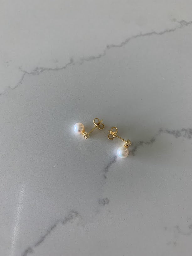 Pearl CZ Stud Earrings - Pearl Earrings, Bridesmaid Gold and Silver Gold, Real Pearl Earrings, Wedding Earrings, Gift for Woman