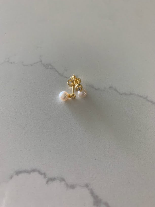Pearl CZ Stud Earrings - Pearl Earrings, Bridesmaid Gold and Silver Gold, Real Pearl Earrings, Wedding Earrings, Gift for Woman
