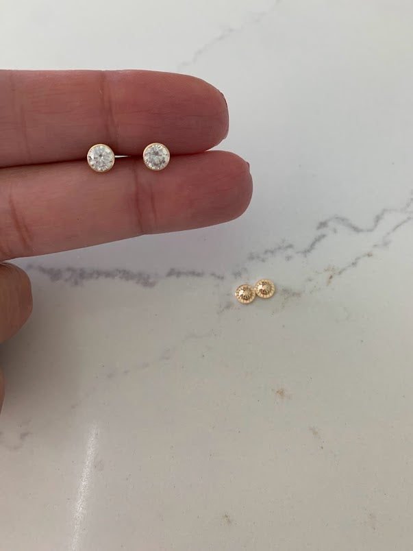 5MM 14K Gold Bezel Stud Earrings | Bezel Set Earrings Studs | Screw Back Studs | Circle Studs | Bezel Studs