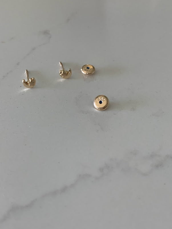 14K Gold 4MM Moon with Star Studs Earrings, Moon Earrings, Gold Studs, Celestial Earrings, 14K Gold Earrings