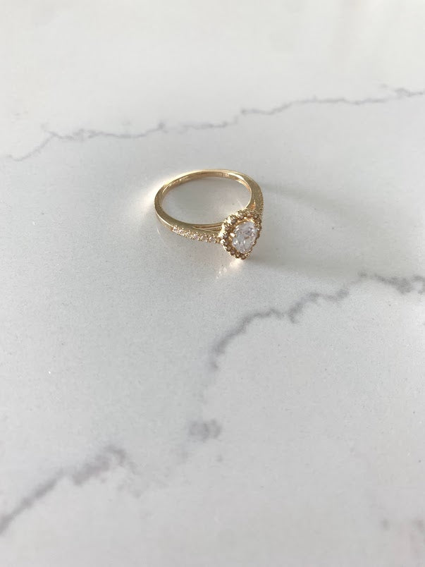 14K Yellow Gold Pear-cut Cubic Zirconia One Tier of Shimmering round Cubic Zirconia | Anniversary Ring | Engagement Ring | Ring for her