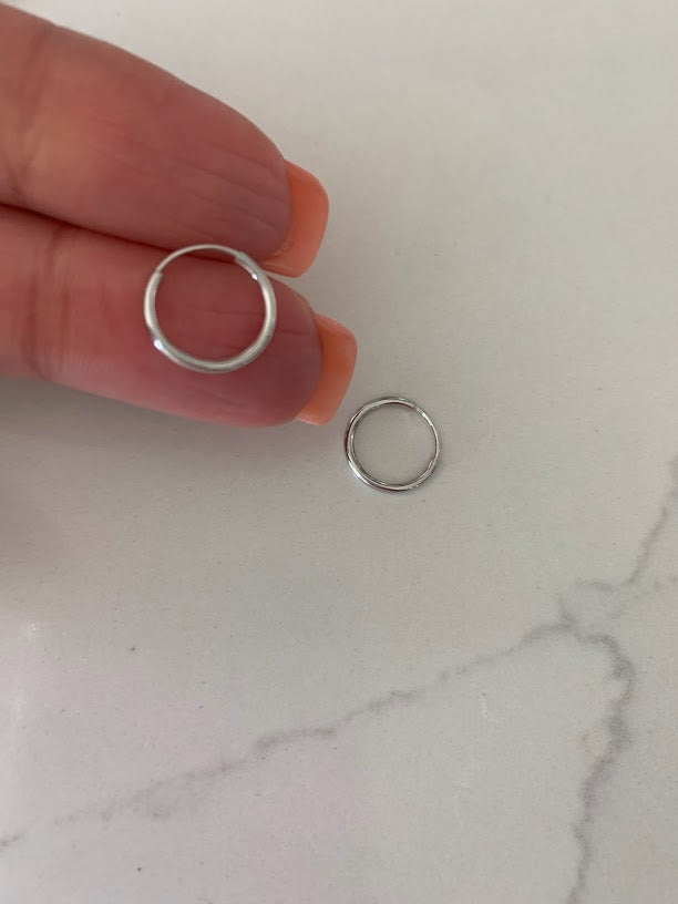 Thin Hoops in 14K Gold, Gold Hoops, Solid Gold Hoops, 14KY 1mm Hoop Earrings