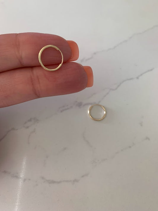 Thin Hoops in 14K Gold, Gold Hoops, Solid Gold Hoops, 14KY 1mm Hoop Earrings