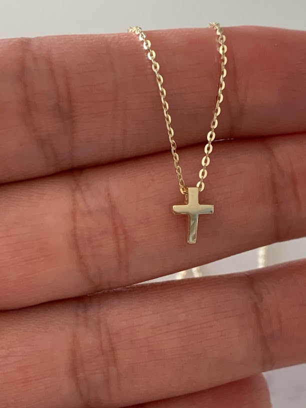 Small Cross Necklace – JENNY and JUDE