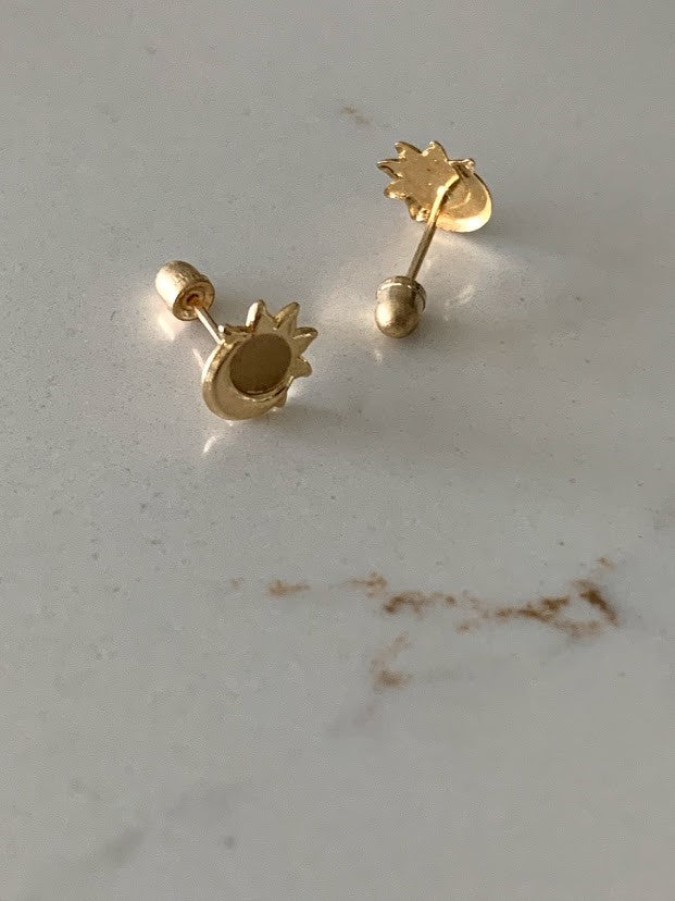 14K Gold Tiny Eclipse Stud Earrings, Sun & Moon Earrings, Sun Star Gold Studs, Celestial Earrings, 14K Gold Earrings, Dainty Eclipse Studs