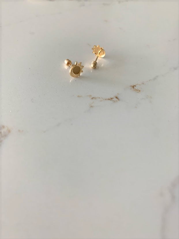 14K Gold Tiny Eclipse Stud Earrings, Sun & Moon Earrings, Sun Star Gold Studs, Celestial Earrings, 14K Gold Earrings, Dainty Eclipse Studs