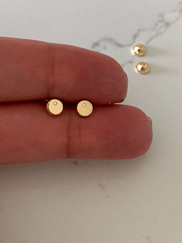 5MM Round Disc with CZ | Screw Back Stud | 14K Gold Dainty | Tiny & Minimalist Circle Dot Stud Earrings | Circle Studs | Round Tack Disc Earrings
