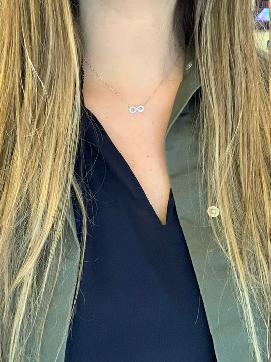 Dainty Infinity Necklace