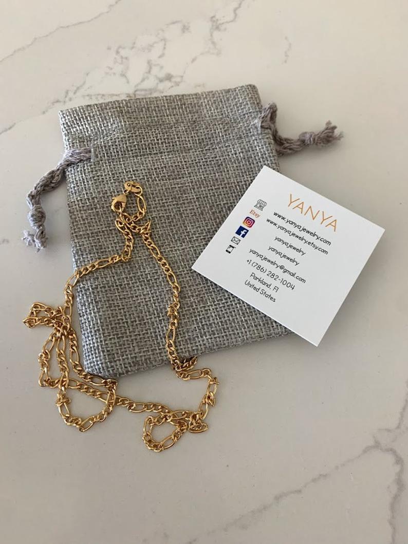Curved Sequin Figaro Chain in Gold-Filled